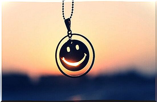 Pendant of a smile