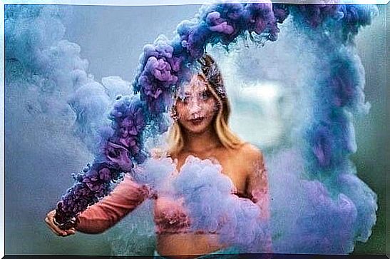 girl with blue smoke symbolizing the phrases of Gianni Rodari