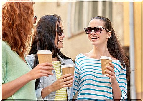 Girlfriends drinking coffee